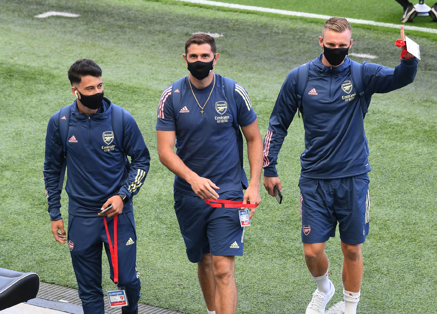 开云注册网址 -赛后社区盾焦点战，新疆广汇内部沟通，质疑声仍在，资深球员宣示担当的简单介绍